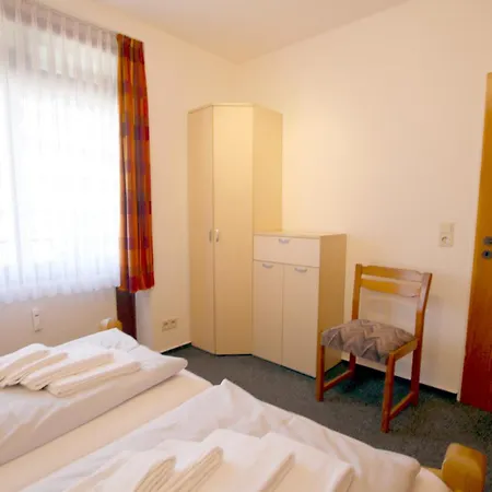 Appartement Gmelinstrasse 5 B, Whg C2, By De Wyk *